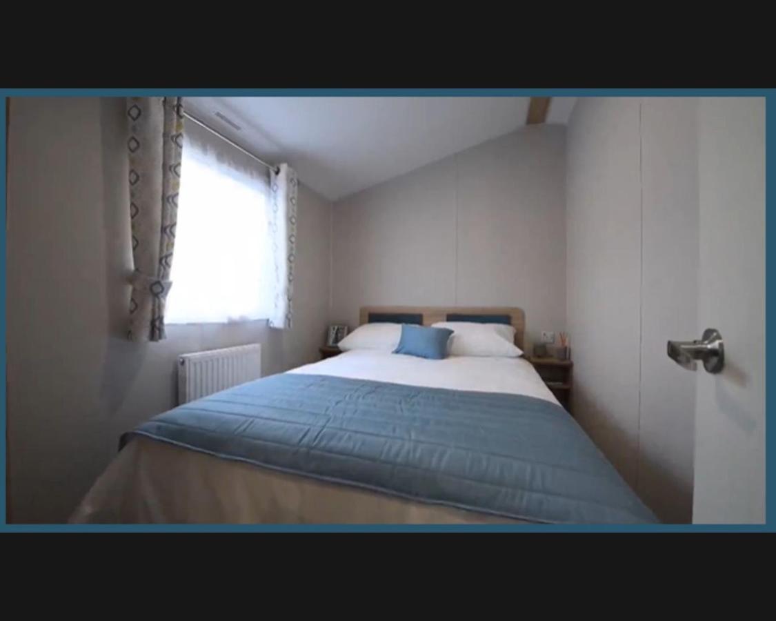 Vila Exotic 3-Bed Caravan At Newquay Holiday Park Exteriér fotografie