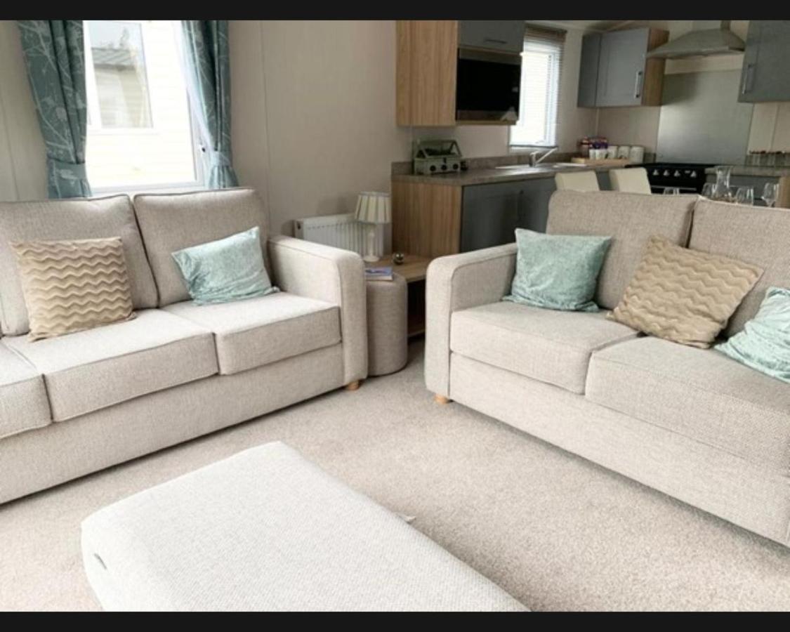 Vila Exotic 3-Bed Caravan At Newquay Holiday Park Exteriér fotografie