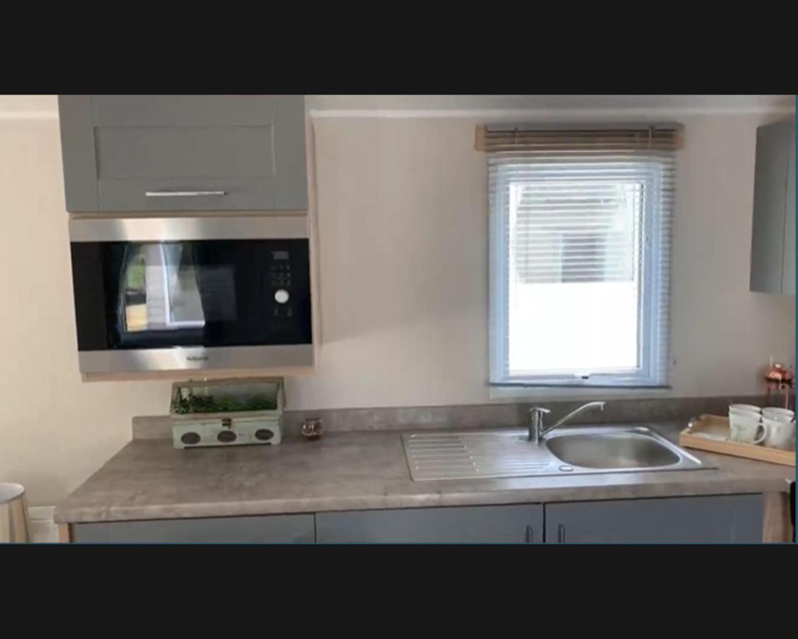 Vila Exotic 3-Bed Caravan At Newquay Holiday Park Exteriér fotografie