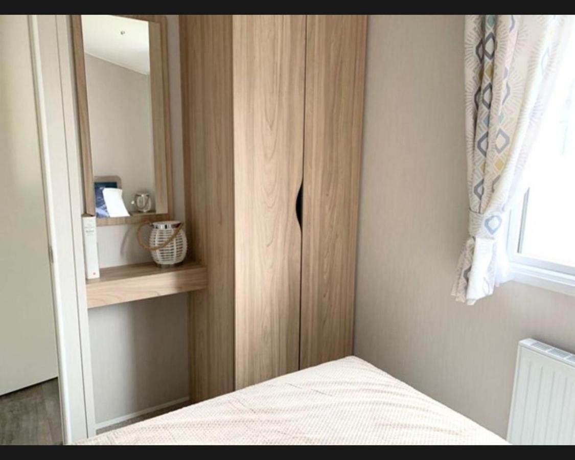 Vila Exotic 3-Bed Caravan At Newquay Holiday Park Exteriér fotografie